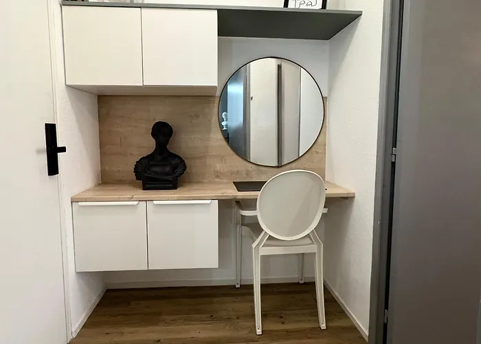 Galerie 466 L'art De Vivre à *