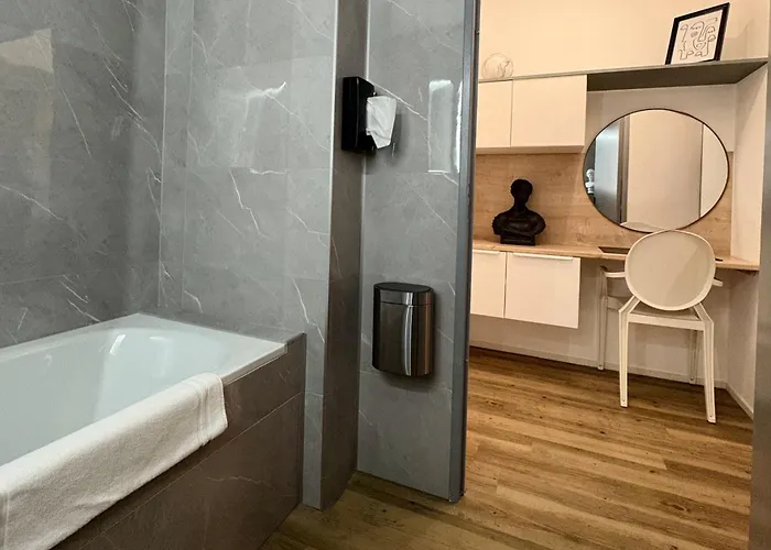 Galerie 466 L'art De Vivre à *